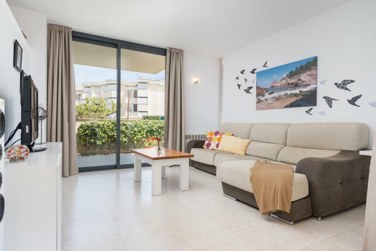 Residencial Llenaire Apartment 波连萨港 外观 照片